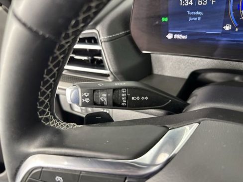 Used 2024 Chevrolet Traverse LT w/ LPO, Floor Liner Package FWD image 15