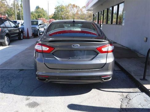 Used 2016 Ford Fusion Titanium image 12