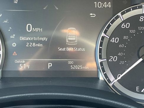 Used 2023 Toyota Highlander LE image 39