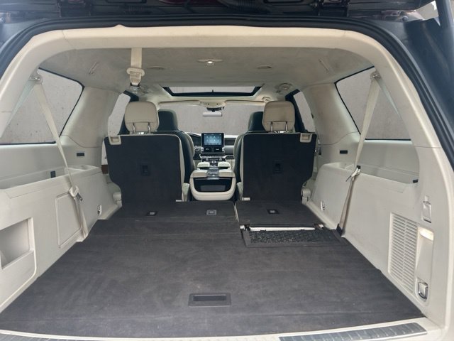 Used 2018 Lincoln Navigator L Black Label AWD/4WD image 10