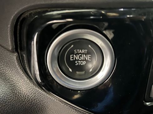 Used 2022 GMC Sierra 1500 Elevation w/ Elevation Premium Package image 15