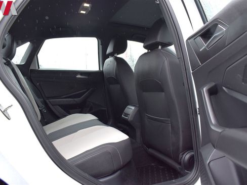 Used 2021 Volkswagen Jetta R-Line w/ R-Line Cold Weather Package image 29