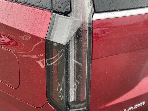 New 2026 Cadillac Escalade Luxury w/ Touring Package image 9