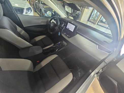 Used 2023 Toyota Corolla LE FWD image 12