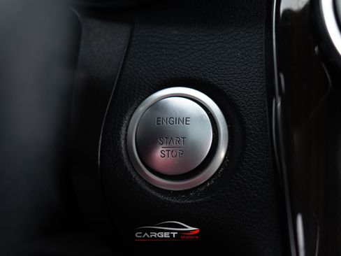 Used 2019 Mercedes-Benz GLC 300 4MATIC image 33