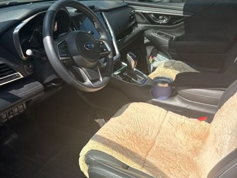 Used 2025 Subaru Outback Limited AWD/4WD image 21