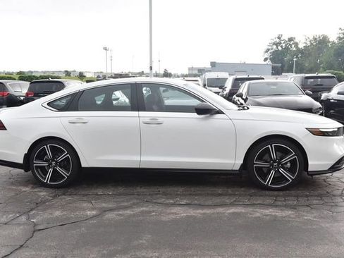 Used 2023 Honda Accord Sport image 5