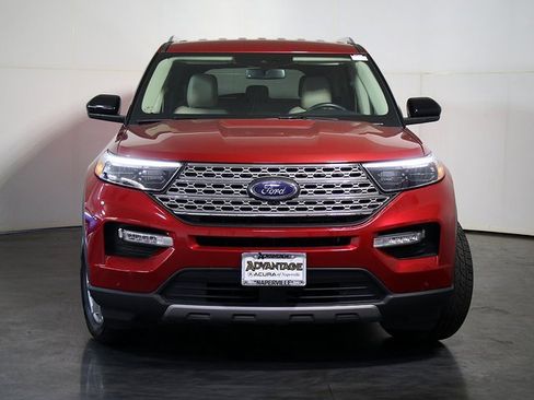 Used 2023 Ford Explorer Limited image 9