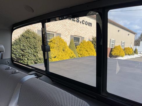 Used 2017 Nissan Frontier SV w/ SV Value Truck Package image 31