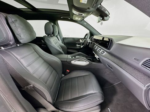 New 2026 Mercedes-Benz GLS 450 GLS 450 image 32