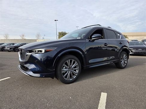 New 2025 MAZDA CX-5 Signature image 2