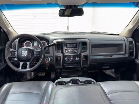 Used 2018 RAM 2500 Tradesman w/ Chrome Appearance Group AWD/4WD image 15