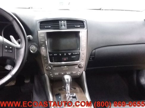 Used 2009 Lexus IS 350 w/ Premium Pkg image 13