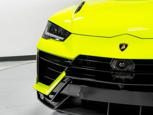 Used 2024 Lamborghini Urus Performante AWD/4WD image 47