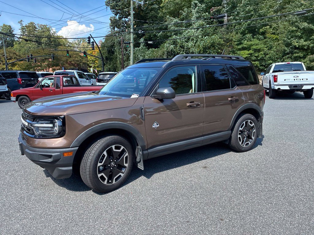 Used 2022 Ford Bronco Sport Outer Banks w/ Tech Package AWD/4WD image 6