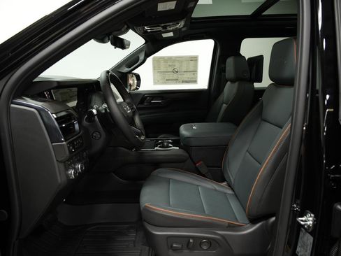 New 2026 GMC Yukon XL AT4 w/ AT4 Premium Plus Package image 33