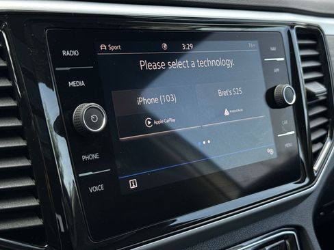 Used 2023 Volkswagen Atlas SEL AWD/4WD image 19