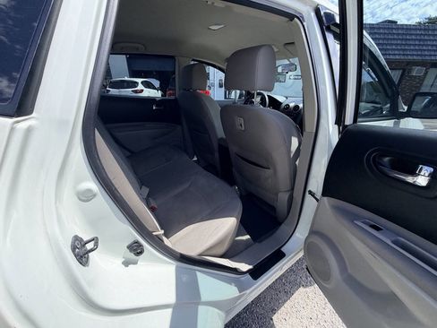Used 2011 Nissan Rogue S AWD/4WD image 38