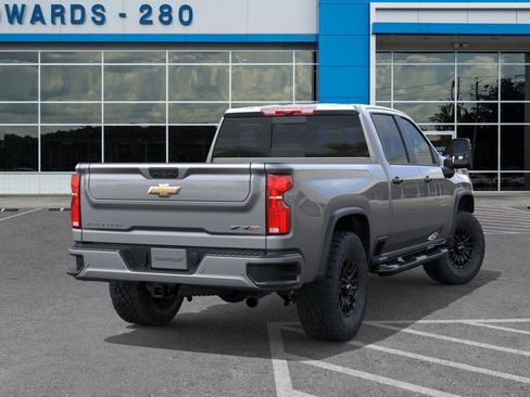 New 2026 Chevrolet Silverado 2500 ZR2 image 4