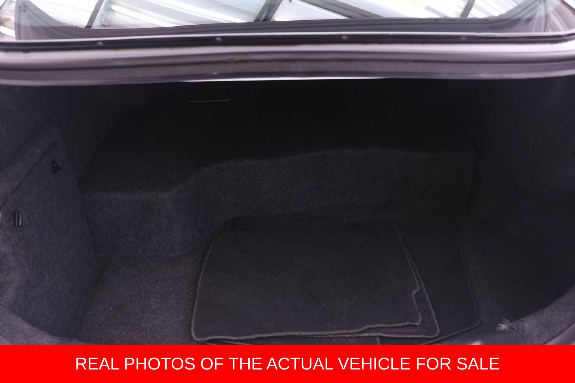 Used 2019 Ford Fusion Titanium FWD image 14
