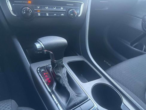 Used 2016 Kia Optima LX image 24