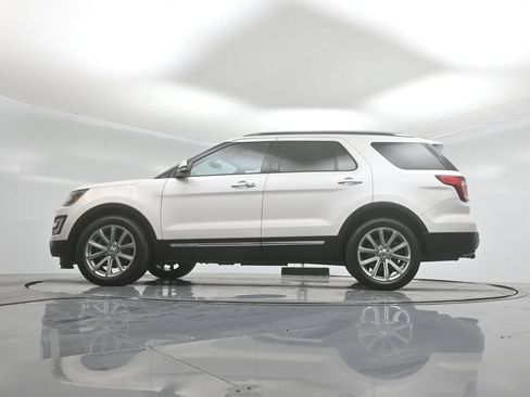 Certified 2017 Ford Explorer Limited FWD image 52