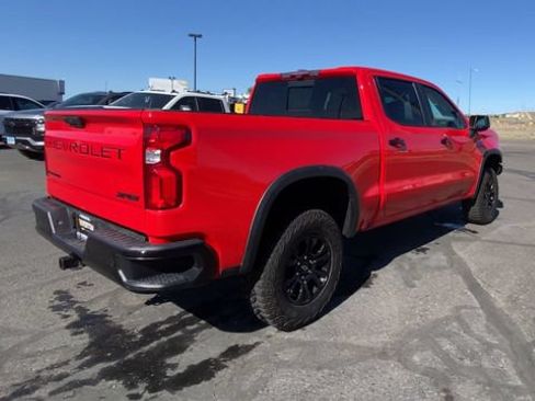 Used 2024 Chevrolet Silverado 1500 ZR2 w/ Technology Package AWD/4WD image 8