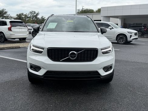 Used 2020 Volvo XC40 T5 R-Design w/ Protection Package Premier AWD/4WD image 8