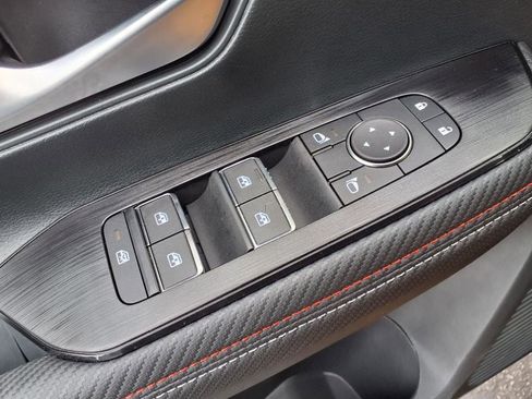 New 2025 Nissan Kicks SR w/ Illumination Package image 17