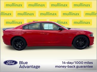 Used 2017 Dodge Charger R/T w/ Blacktop Package RWD video 2