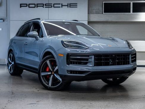 New 2026 Porsche Cayenne S AWD/4WD image 10