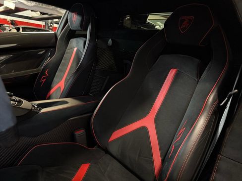 Used 2016 Lamborghini Aventador LP 750-4 Superveloce image 40