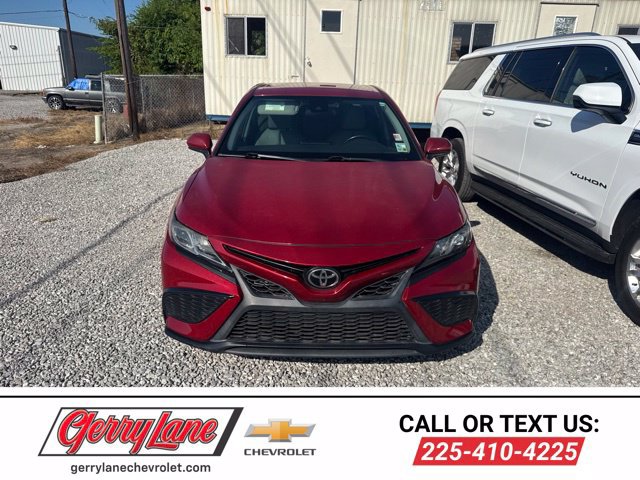 Used 2021 Toyota Camry SE FWD image 1