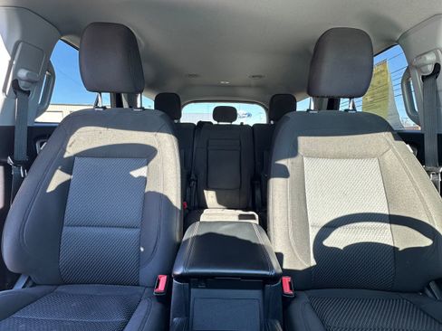 Used 2022 Ford Explorer XLT w/ Class IV Trailer Tow Package image 23