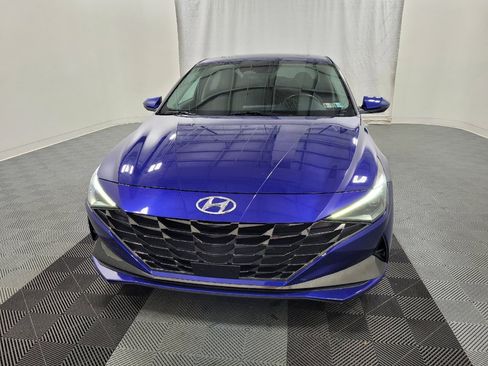 Used 2021 Hyundai Elantra Limited FWD image 15