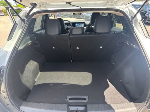 Used 2025 Nissan Kicks SR FWD image 21
