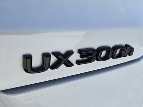 New 2026 Lexus UX 300h FWD image 29