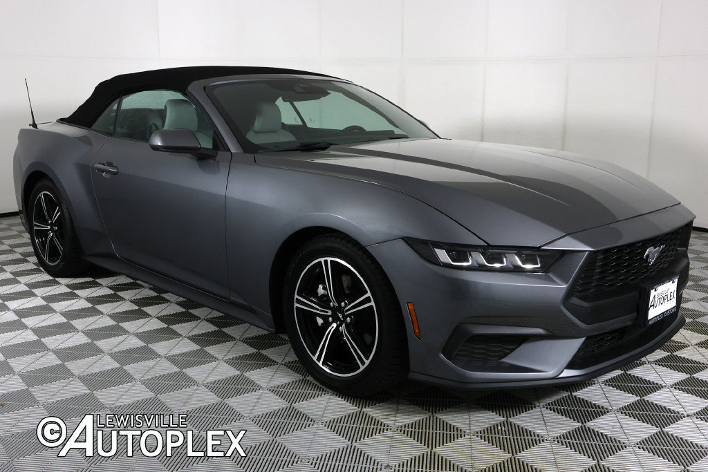 Used 2024 Ford Mustang Premium RWD image 4