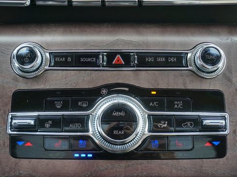 Used 2022 Lincoln Aviator Reserve w/ Equipment Group 201A image 14