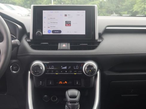 Used 2025 Toyota RAV4 XLE w/ Weather Package AWD/4WD image 20