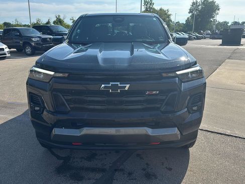Used 2023 Chevrolet Colorado Z71 w/ Z71 Convenience Package 2 AWD/4WD image 8