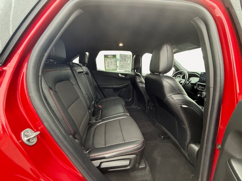 Used 2023 Ford Escape ST-Line Select w/ Tech Pack #1 AWD/4WD image 24