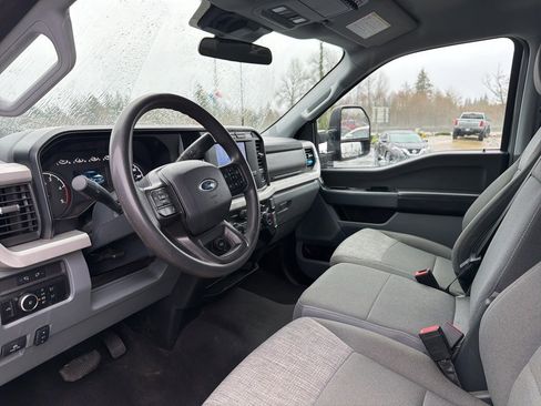 Used 2024 Ford F450 XLT w/ 360-Degree Camera Package image 12