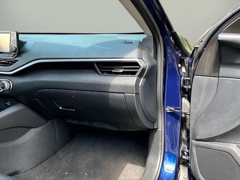 Used 2022 Nissan Altima 2.5 S FWD image 18