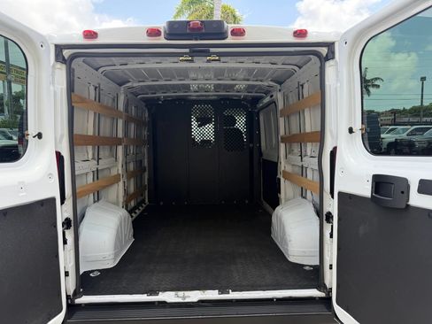 Used 2025 RAM ProMaster 2500 w/ U-Haul Equipment Group FWD image 6