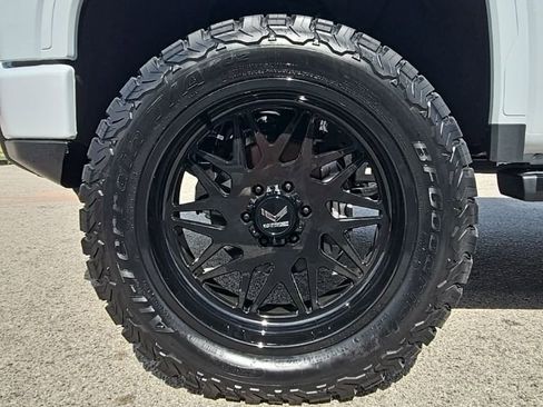 Used 2026 GMC Sierra 1500 Denali AWD/4WD image 11