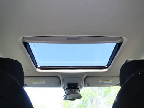 Used 2024 Honda Accord EX image 21