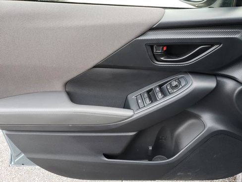 Used 2024 Subaru Crosstrek 2.0i Premium image 9