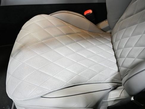 Used 2023 Mercedes-Benz S 580 4MATIC Sedan image 38