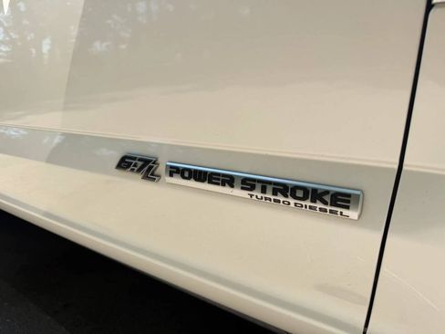 Used 2017 Ford F250 Platinum w/ Platinum Ultimate Package AWD/4WD image 91